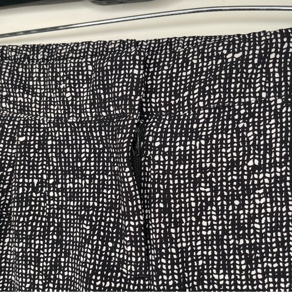 Katherine Barclay Women's Straight-Leg Textured Pants Size S - Picture 3 of 8